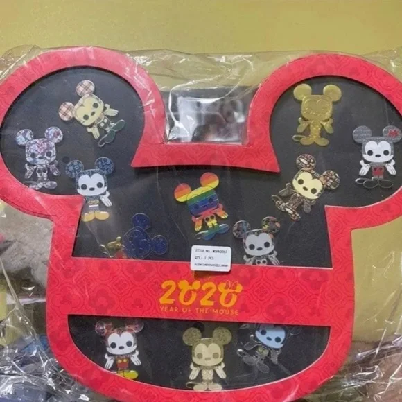 Funko x Loungefly Disney ptrading pins. New. Mickey shaped box Limited edition